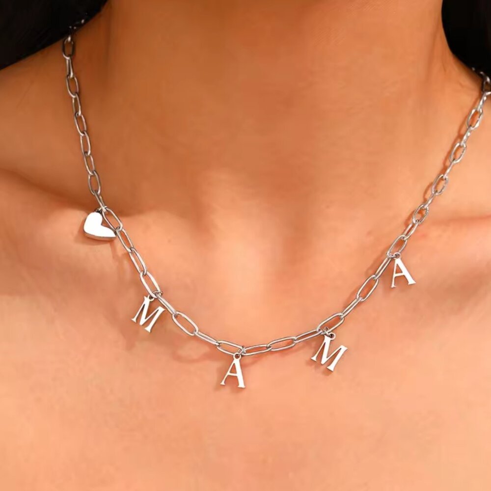 Stainless steel paperclip MAMA necklace